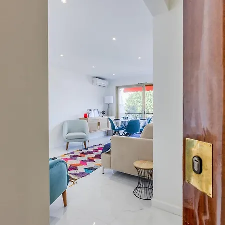 1-br 5 Min On Foot From The Croisette شقة